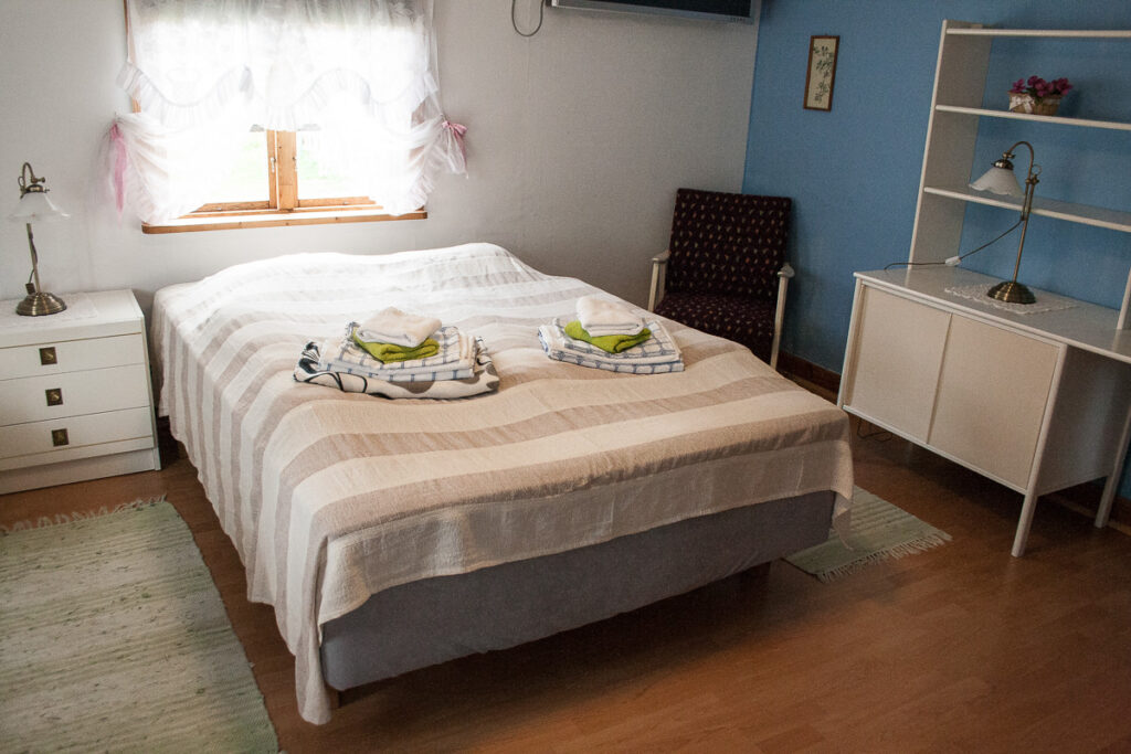 Cottage to rent in Vimmerby close to Astrid Lindgren's World Small house to rent Morrmors Hus